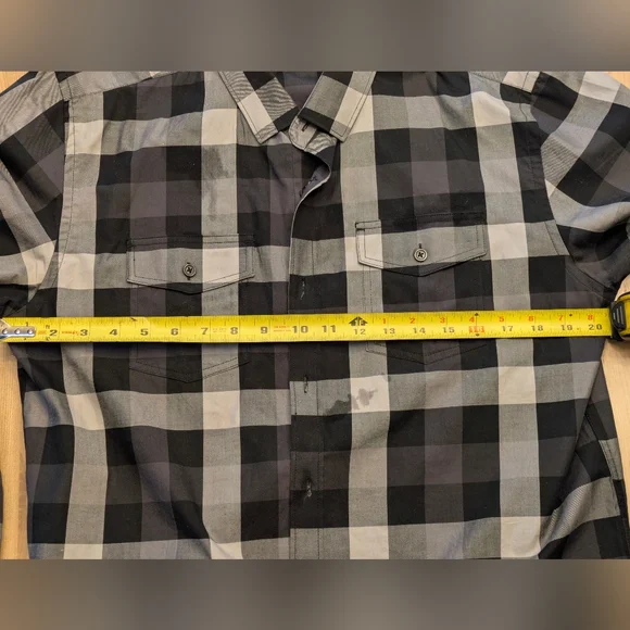 Simons Le31 Black and Gray Plaid Button Down Shirt Semi Fit Size L - Picture 6 of 7